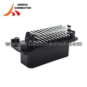 776163-1 AMPSEAL 35 Pin male Automotive Connectors