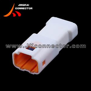 04T-JWPF-VSLE-S 4 position male electrical connector plug