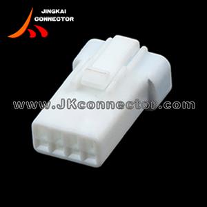 04R-JWPF-VSLE-S 4 pin female electrical connector plug